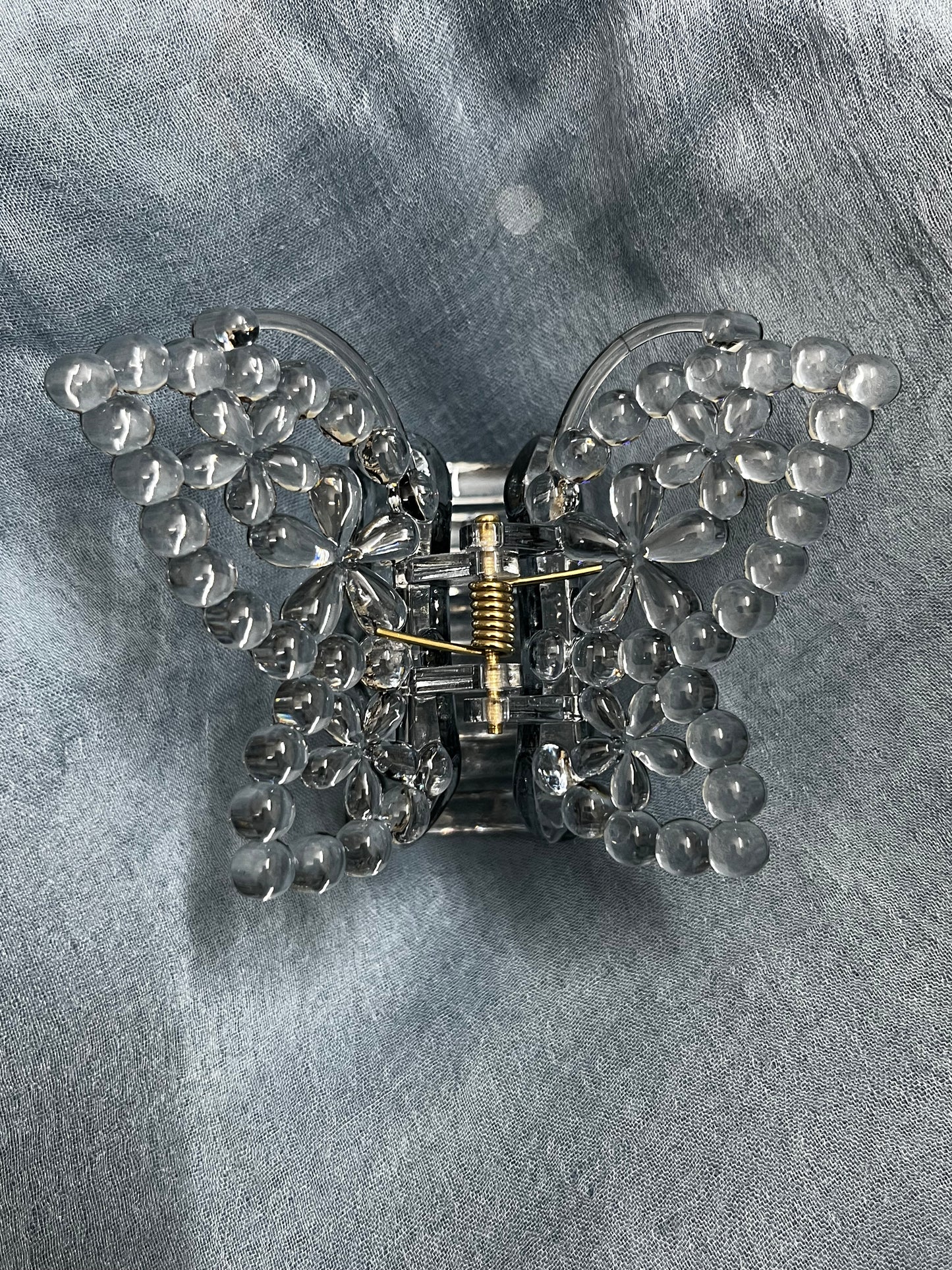 Butterfly Claw (Grey)