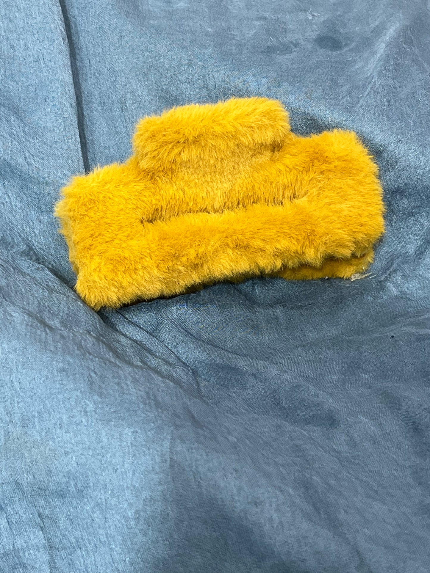 Big Size Fur Claw (Golden)