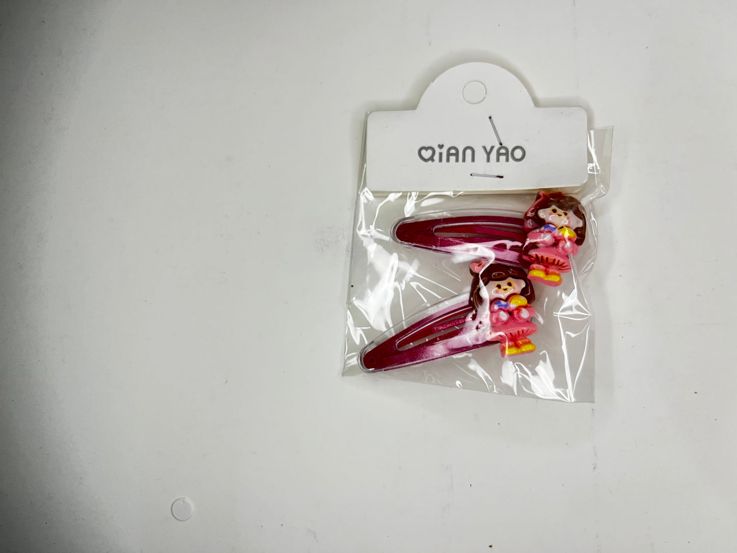 Big Cartoon Clip (Maroon)