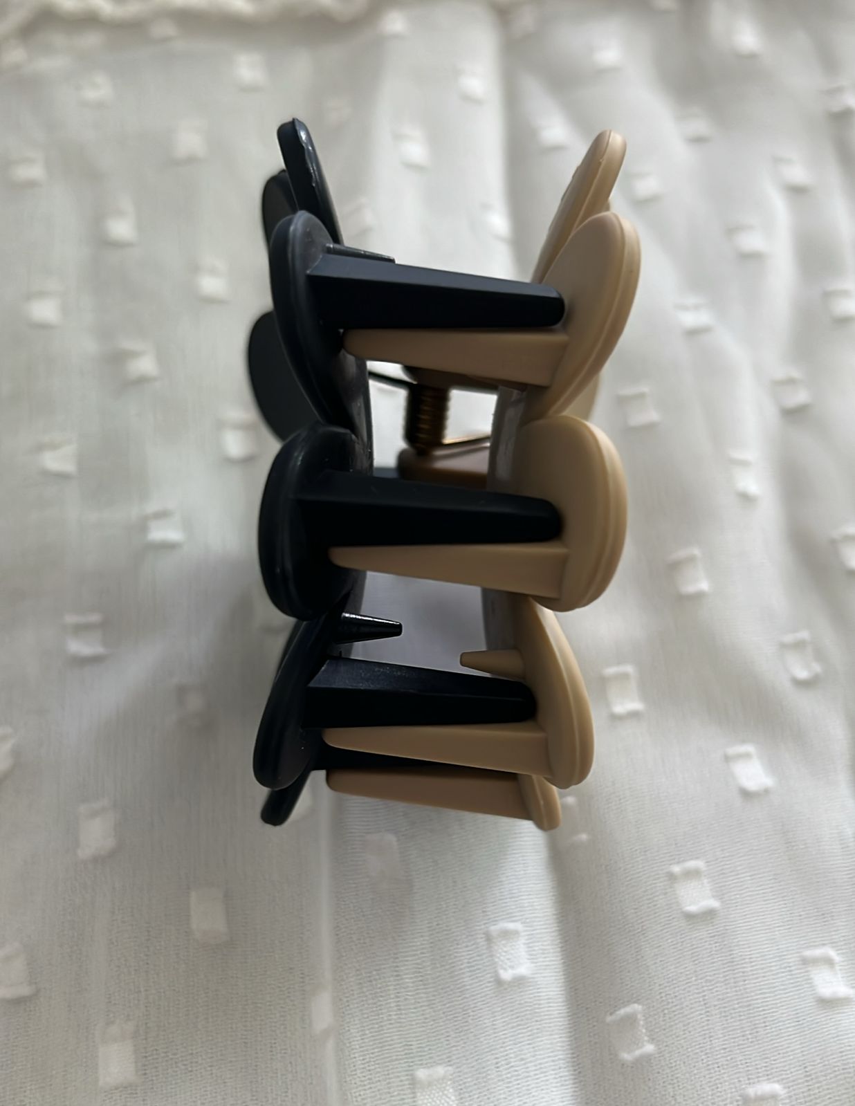 Sunflower Claw (Black & Skin)