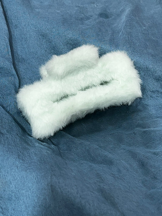 Big Size Fur Claw (Sky Blue)