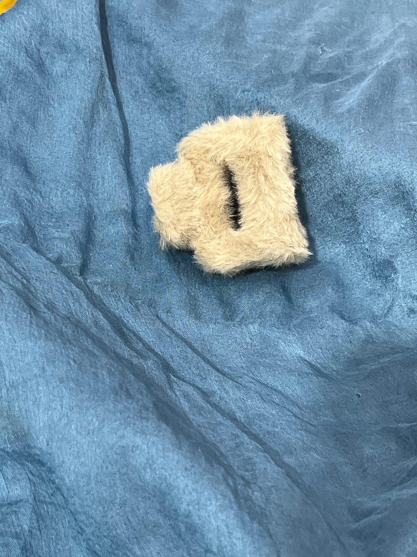 Small Fur Claw (Light Brown)