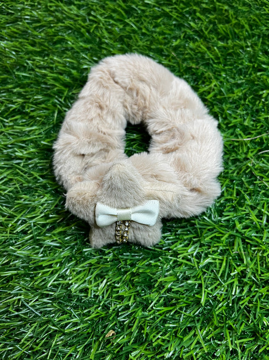 Fur Scrunchie/Rubber Band (Skin)