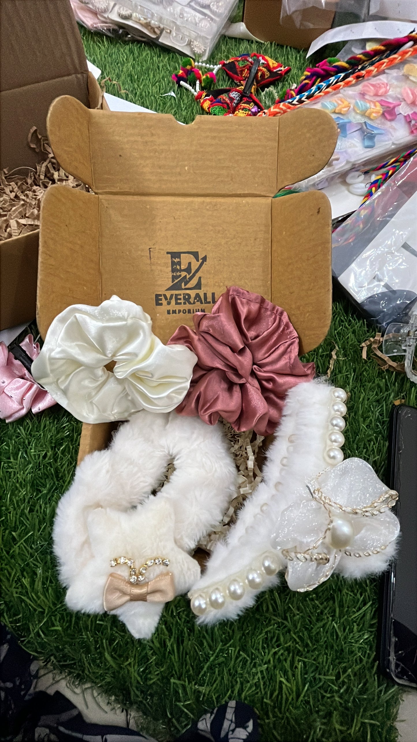 Mini Fur Accessories Gift Hamper for Girls | Scrunchies & Hair Accessories | ₹139