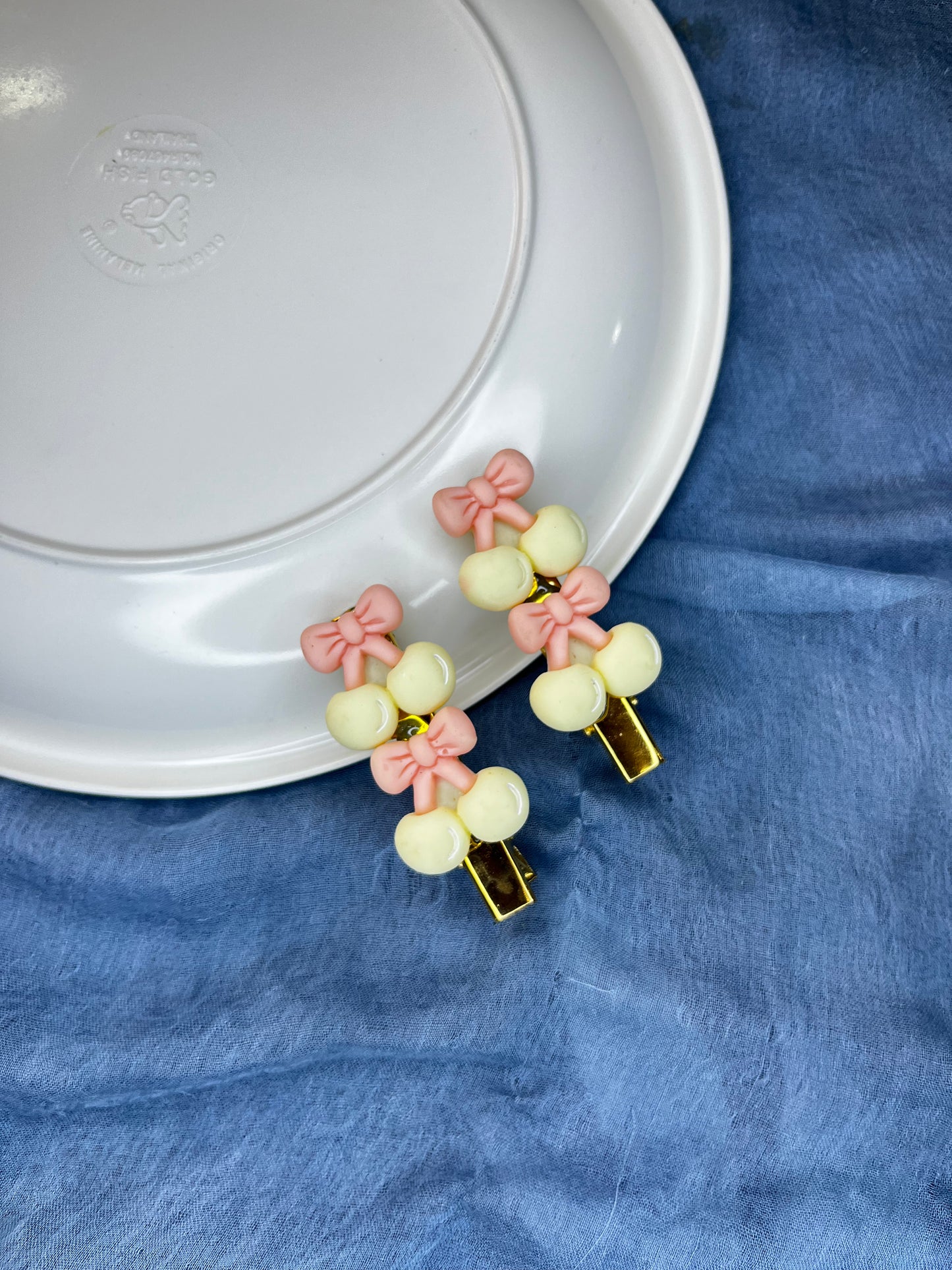 Bell Clip (Pink & White)