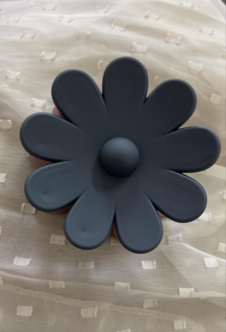 Sunflower Claw (Lavender & Grey)