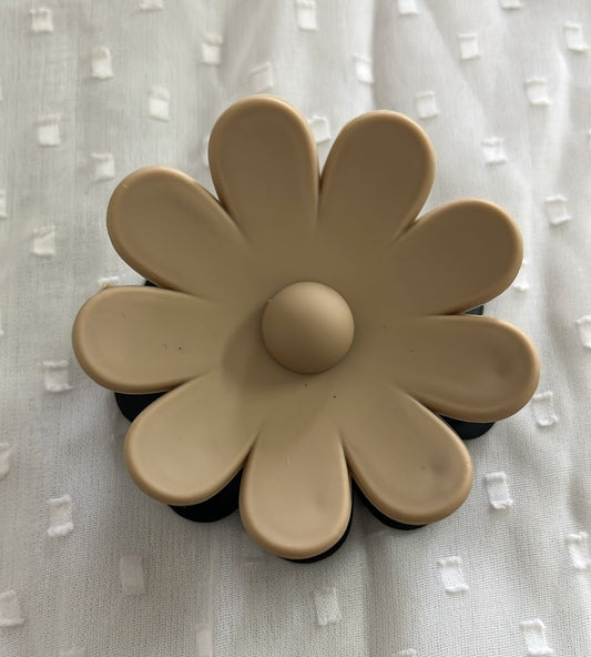 Sunflower Claw (Black & Skin)